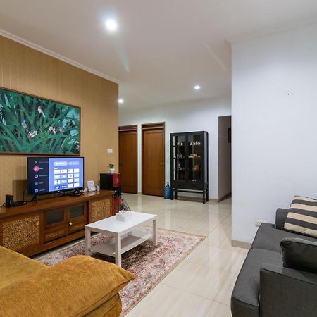 Spacious, White-Villa Belgareti @Kiara Condong Bandung Exterior foto
